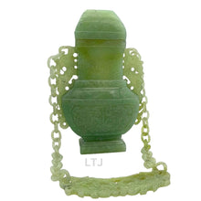 将图片加载到图库查看器,Majestic Jade Vase with Dragon Motifs and Kranok-Adorned Links