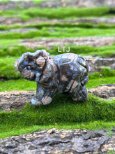 将图片加载到图库查看器,Gemstones Animal Figurine