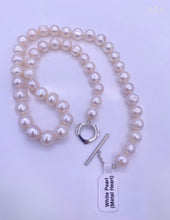 将图片加载到图库查看器,White Pearl Necklace with Metal Heart 8mm 16"