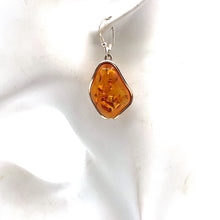 Cargar imagen en el visor de la galería, Brown Amber Earring