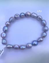将图片加载到图库查看器,Gray Pearl Nugget Stretchy Bracelet