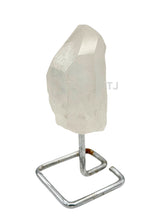 将图片加载到图库查看器,Quartz point crystal on stand