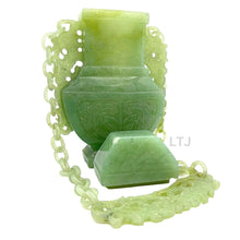 将图片加载到图库查看器,Majestic Jade Vase with Dragon Motifs and Kranok-Adorned Links