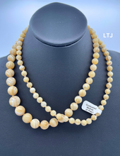 将图片加载到图库查看器,Graduated Mother of Pearl Necklace 34"