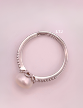 将图片加载到图库查看器,Single Pearl Sterling Silver Adjustable Ring