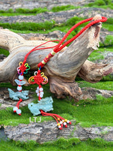 将图片加载到图库查看器,Jade Keychain