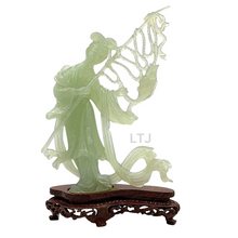 将图片加载到图库查看器,Hetian Jade Carving of a Graceful Lady and Her Golden Catch