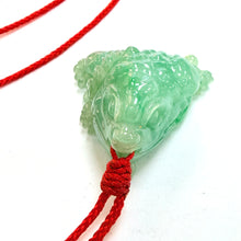Загрузить изображение в средство просмотра галереи, Burmese Jade Frog Pendant