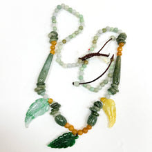 Cargar imagen en el visor de la galería, Burmese Jade necklace with Leaves