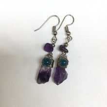 Cargar imagen en el visor de la galería, Gemstone Rough Long Earrings