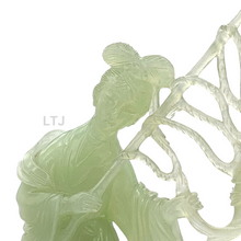 将图片加载到图库查看器,Hetian Jade Carving of a Graceful Lady and Her Golden Catch