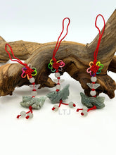 将图片加载到图库查看器,Jade Keychain