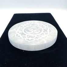 将图片加载到图库查看器,Selenite Charger Plate
