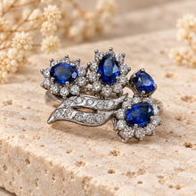 Load image into Gallery viewer, Lab Created Oval Cut Ring in Curving Style