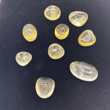 Load image into Gallery viewer, Lemon Quartz Smooth Tumbled