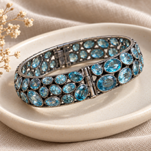 Cargar imagen en el visor de la galería, Aquamarine Bangle with Blackened Silver