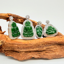 Cargar imagen en el visor de la galería, Jade with Diamonique Pendant