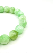 Load image into Gallery viewer, 3A Light Green Kyanite Bracelet