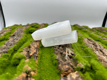 Load image into Gallery viewer, Selenite Stick