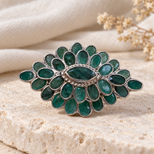 Загрузить изображение в средство просмотра галереи, Emerald Layered Rhombus Ring in Sterling Silver