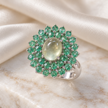 将图片加载到图库查看器,Emerald with Olive Jade Ring in Sterling Silver