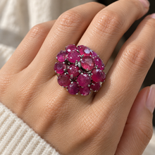 Cargar imagen en el visor de la galería, Ruby Round Shape in Sterling Silver