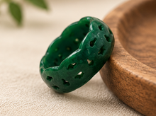 Cargar imagen en el visor de la galería, Green Jade Openwork Ring