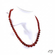 Cargar imagen en el visor de la galería, Burmese Garnet Gratuated Necklace