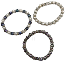 Load image into Gallery viewer, Natural fresh water pearl with cz stretchy bracelets