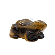 Загрузить изображение в средство просмотра галереи, Yellow Tiger's Eye frog figurine