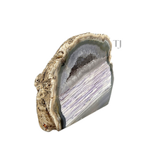 Cargar imagen en el visor de la galería, Natural Agate Geode