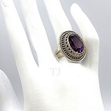Load image into Gallery viewer, Amethyst Ring in sterling silver