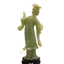将图片加载到图库查看器,Hetian Jade carving from Qing Dynasty