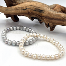 Load image into Gallery viewer, Fresh Water Pearl Stretchy bracelet 13