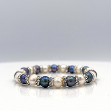 Load image into Gallery viewer, Natural fresh water pearl with cz stretchy bracelets