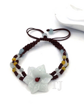 Cargar imagen en el visor de la galería, Jade flower carving in double string adjustable bracelet
