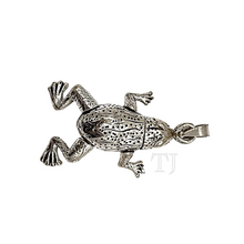 Load image into Gallery viewer, Silver frog pendant