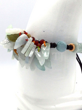 Загрузить изображение в средство просмотра галереи, Jade Leaves cluster adjustable bracelet