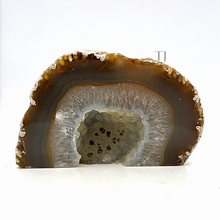 Cargar imagen en el visor de la galería, Natural Agate Geode
