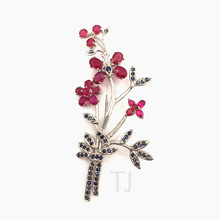 Cargar imagen en el visor de la galería, Floral Plant sterling silver Brooch in Ruby and Sapphire