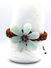 Load image into Gallery viewer, Jadeite flower adjustable bracelet