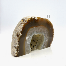 Cargar imagen en el visor de la galería, Natural Agate Geode