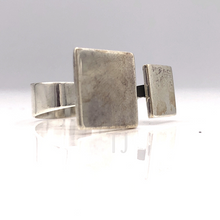 Cargar imagen en el visor de la galería, Two squared plane sterling silver ring
