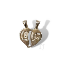 Cargar imagen en el visor de la galería, Doubled bail heart pendant