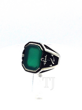 Load image into Gallery viewer, Green Onyx Ring in anchor setting