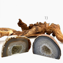 Cargar imagen en el visor de la galería, Natural Agate Geode