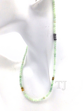 Cargar imagen en el visor de la galería, Jadeite Necklace from Myanmar
