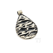 Load image into Gallery viewer, Silk Wave Pendant