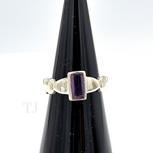 Load image into Gallery viewer, Amethyst rectangular cut ring in sterling silver