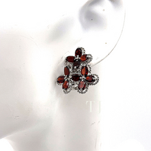 Load image into Gallery viewer, Triple flower garnet earrings